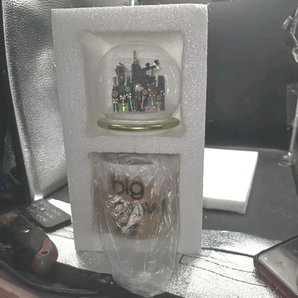 Bloomingdales Candy Jar Snow Globe Big Brown Bag 2024 Limited Edition 59th St